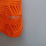 Segunda equipación Stadium Valencia CF 2020/21 - Imagen 7
