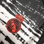 Camiseta calentamiento Real Madrid 2020/21 - Imagen 8