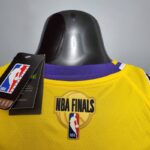 Camiseta Los Angeles Lakers Yellow Final Edition - Imagen 3