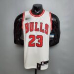 Camiseta Chicago Bulls White Edition 23
