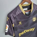 Tercera equipación Alavés 2020/21 - Imagen 3