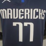 Camiseta Mavericks Lone Ranger Theme Limited Edition Dončić 77 - Imagen 5
