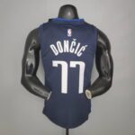Camiseta Mavericks Lone Ranger Theme Limited Edition Dončić 77 diseño dorsal