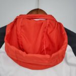 Cortavientos Nike Liverpool 2021/22 - Imagen 8