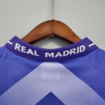 Cuello camiseta real madrid azul