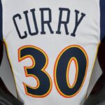 Camiseta Golden State Warriors Rookie White Edition Curry 30 - Imagen 9