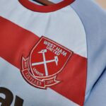 Segunda equipación West Ham 2020/21 - Imagen 5
