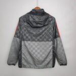 Cortavientos Liverpool Black Plaid 2021/22 diseño dorsal