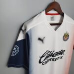 Segunda equipación Stadium Chivas 2020/21 diseño lateral