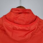 Cortavientos Liverpool 2021/22 capucha