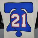 Camiseta Philadelphia 76ers Bonus Edition Beige - Imagen 5