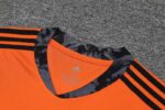 Conjunto de portero naranja Real Madrid 2020/21 - Imagen 4