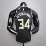 Camiseta Milwaukee Bucks Theme Edition Black - Imagen 2
