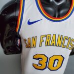 Camiseta Golden State Warriors White Edition - Imagen 3