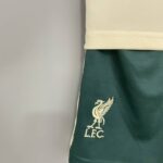 Mini conjunto Liverpool segunda equipación 2021/22 - Imagen 5