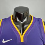 Camiseta Los Angeles Lakers V-neck City Edition Purple - Imagen 4