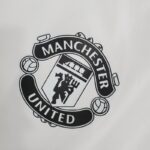 Cortavientos Adidas Manchester United 2021/22 - Imagen 4