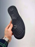 Nike Air Force 1 UN1635-702 - Imagen 5