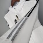 Cortavientos Alemania 2021/22 diseño lateral