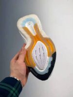 Zapatilla Ultra Boost UB21 GZ7120 - Imagen 8