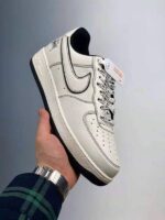 Nike Air Force 1 UN1635-702 - Imagen 8