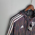 Cortavientos Juventus 2021/22 - Imagen 9