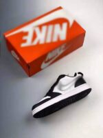 Zapatilla court borough low 2 diseño lateral 1