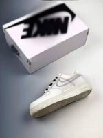 Zapatilla Air force 1 low white black diseño lateral 1