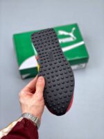 zapatilla puma Future Rider Play guinda amarillo planta