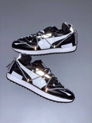 zapatilla central saint martins Future Rider negro blanco