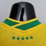 Camiseta Brasil Mundial Qatar 2022 Versión jugador cuello posterior