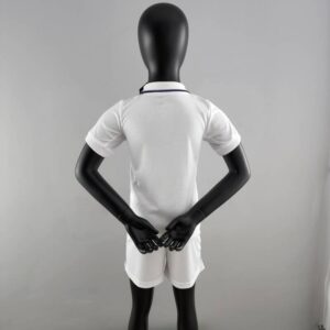 ESPALDA Mini conjunto Real Madrid Primera equipación 22/23