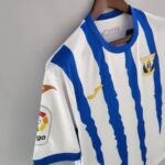 Camiseta Leganés primera equipación 2022-2023 versión fan lateral