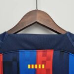 Camiseta del Barcelona primera equipación temporada 2022-2023 mujer - cuello posterior