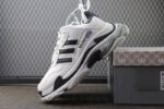 Zapatillas Triple S lateral
