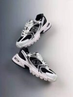 New Balance 530 Retro Running Shoes par