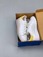 adidas estan smith en caja