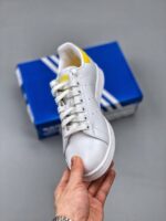 zapatillas blancas casuales lateral