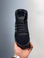 Adidas Rivalry RM CHI Boost frontal