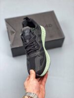 zapatillas de correr negro lateral