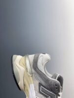 New Balance 9060 clásicos talón