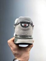 Zapatilla 990 Retro Running Shoes talón 2