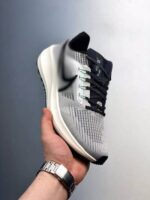 Nike Air Zoom Pegasus 39 Casual Sneakers