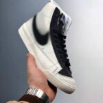 Nike Blazer Mid '77 Casual Sneakers lateral 3