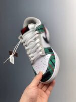 Nike Dunk Low Retro White lateral