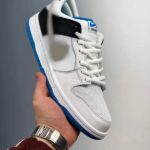 Nike Dunk SB Low Laser Blue Casual Sneakers lateral 2