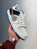 Nike Dunk SB Low Laser Blue Casual Sneakers lateral 2