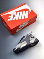 Nike Zoom 2K Sneaker Zoom con caja