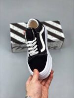 Vans Old Skool casual sneakers lateral