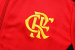 Escudo del chándal rojo del Flamengo 2022-2023